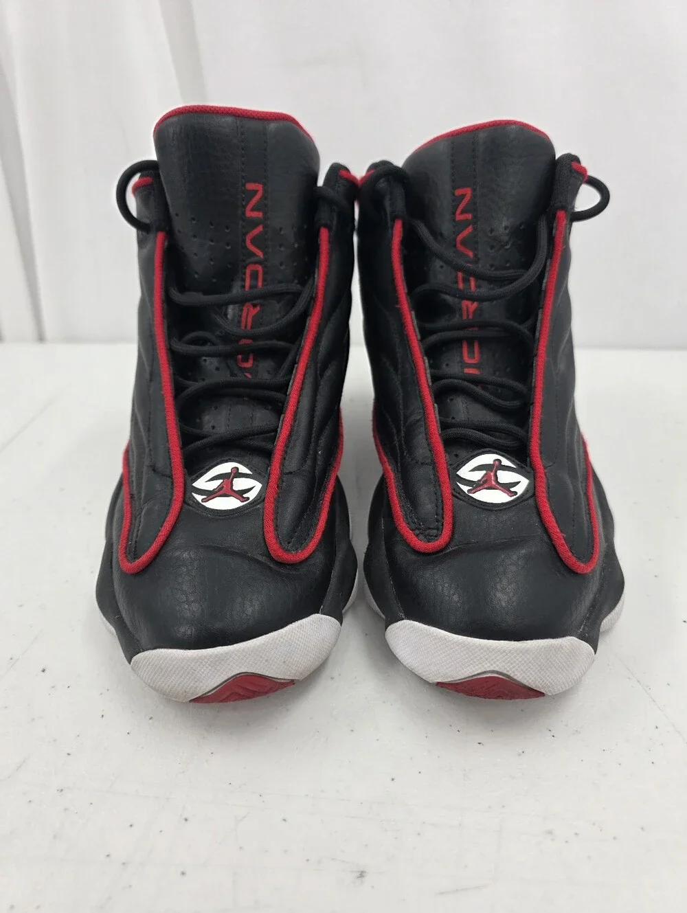Nike Jordan Pro Strong University Basketball Shoes Sneaker DC7911-061 Size 7Y.